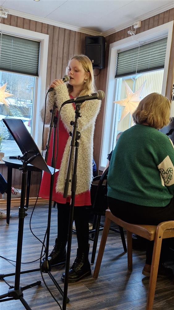 Julekonsert 2024 Drøpping kafe - Klikk for stort bilde