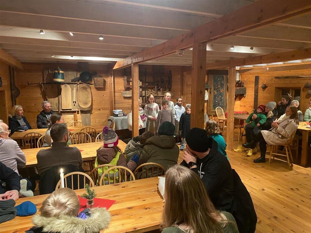 Førjulskveld i Tingvoll museum - Klikk for stort bilde