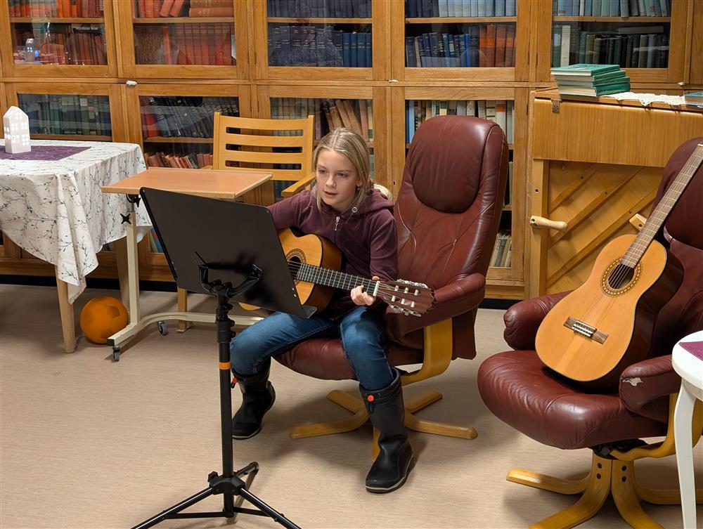 Julekonsert på institusjoner - Klikk for stort bilde