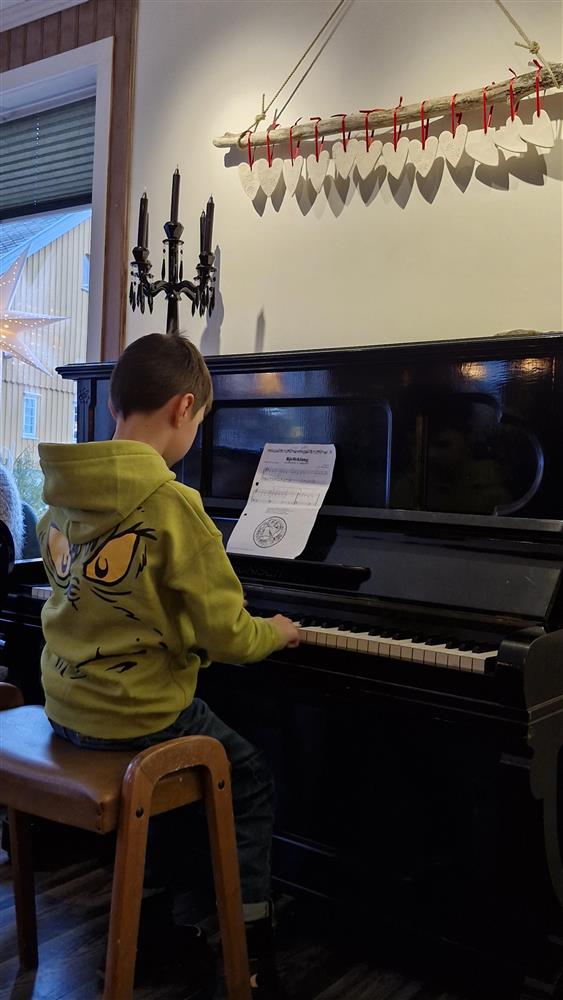 Julekonsert 2024 Drøpping kafe - Klikk for stort bilde