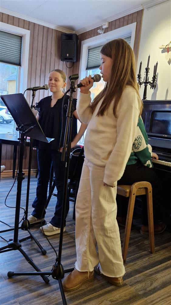 Julekonsert 2024 Drøpping kafe - Klikk for stort bilde