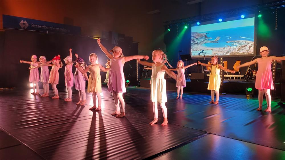 Vårkonsert 2024 - Klikk for stort bilde